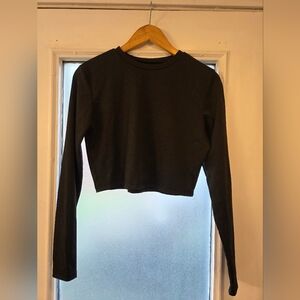 Classic Black Long Sleeve Crop Top